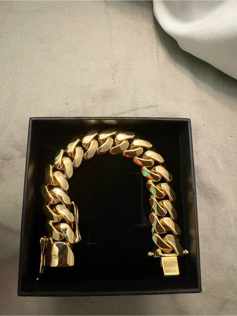 Men's Polished Gold Cuban Link Bracelet